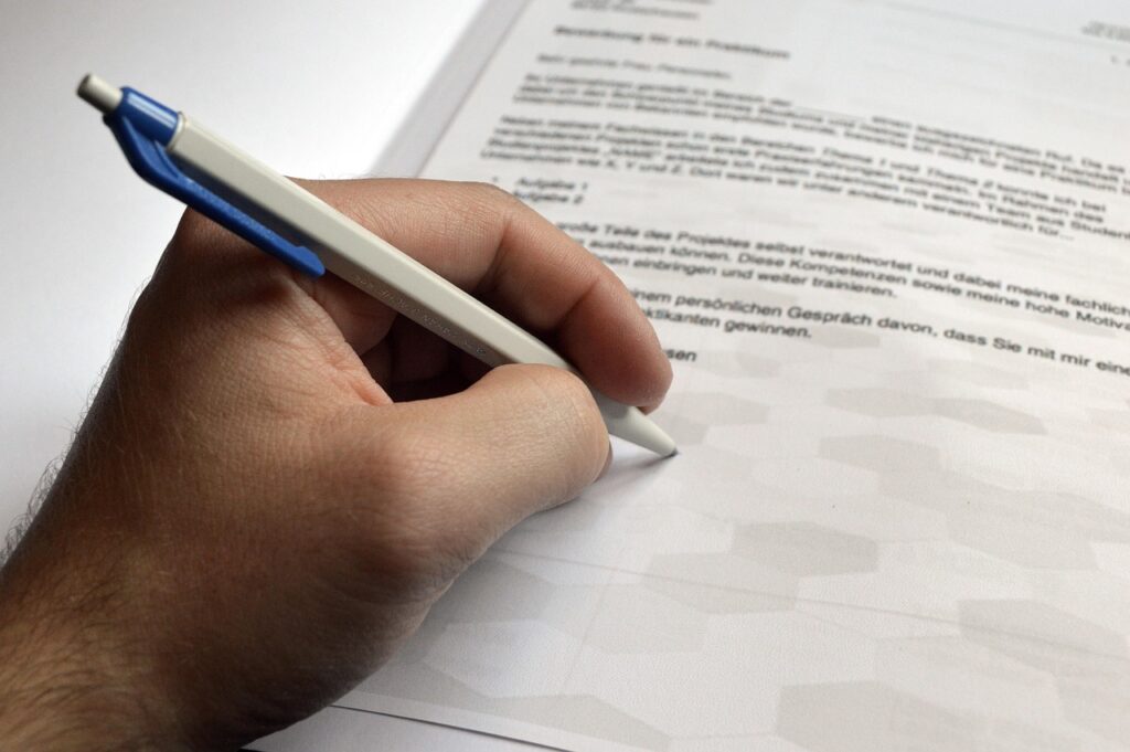 College application letter - Early Decision vs Early Action
